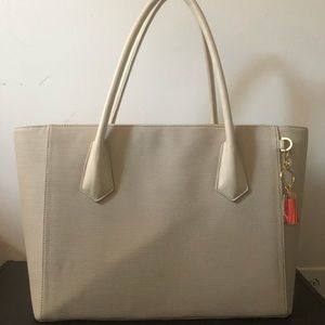 Dagne Dover Legend Tote beautiful and Gently Used